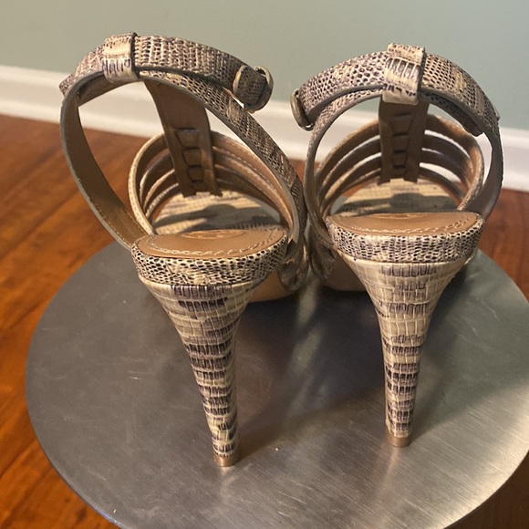 TORY BURCH LEATHER ANIMAL PRINT GLADIATOR SANDALS - Picture 11 of 11